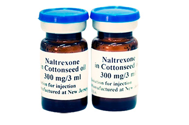 Два флакона с препаратом Налтрексон